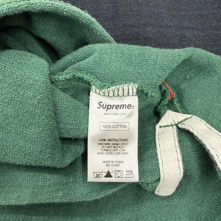 SUPREME Arabic Letter Hoodie