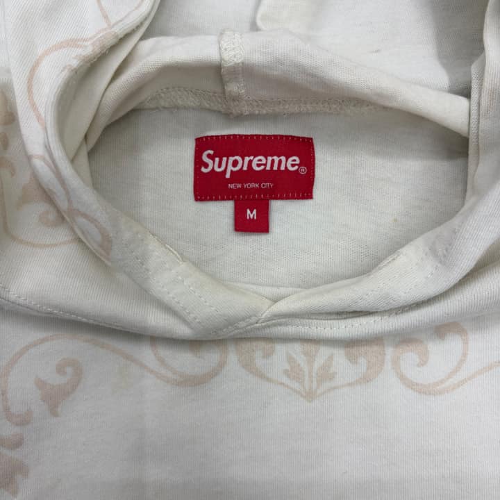 SUPREME Letter Hoodie