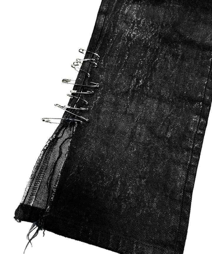 69 COATED JEANS