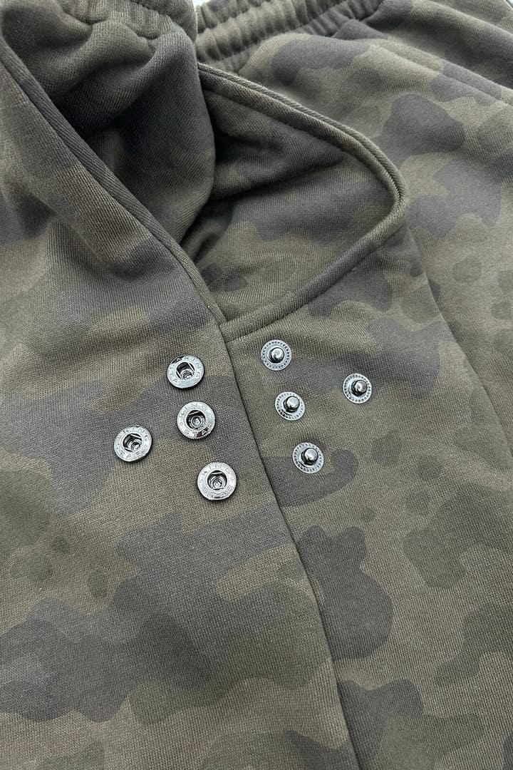 I3_KHAKI