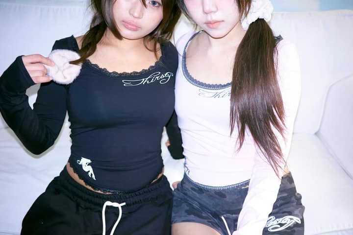 DEVIL LACE SLEEVE (BLACK)