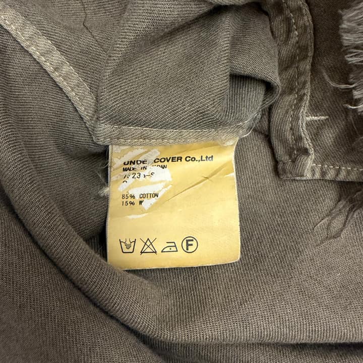 UNDERCOVER Sleeveless Shirt