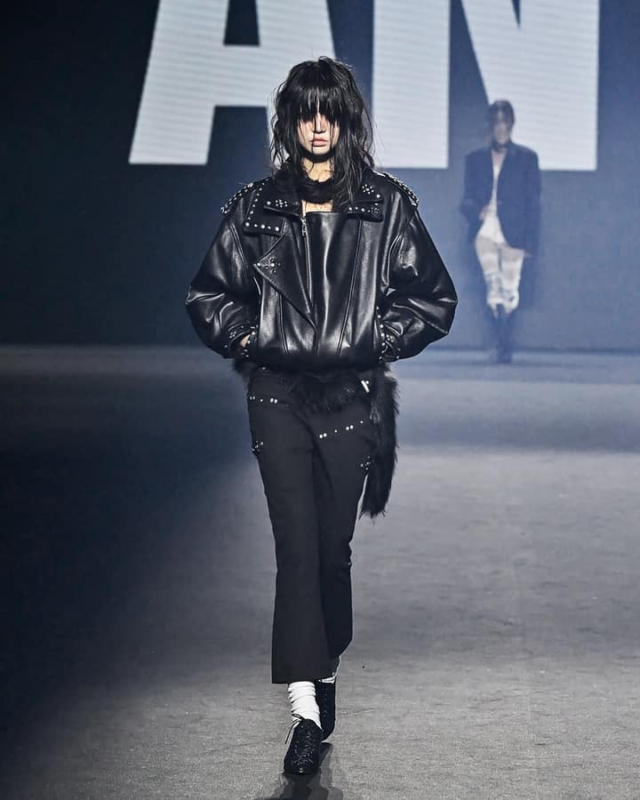 Stud double collar outerwear