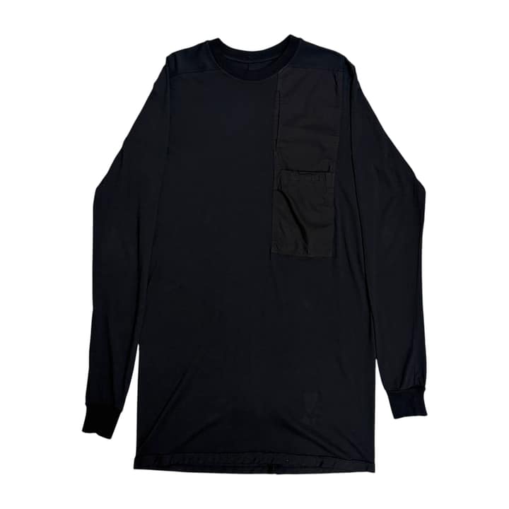 Long Sleeve Pocket Knit Top