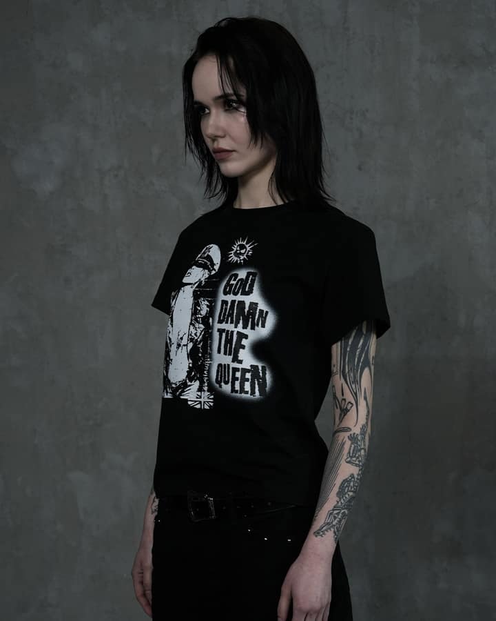 Pistols Tee (BLACK)