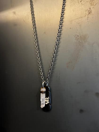 OMQ necklace 