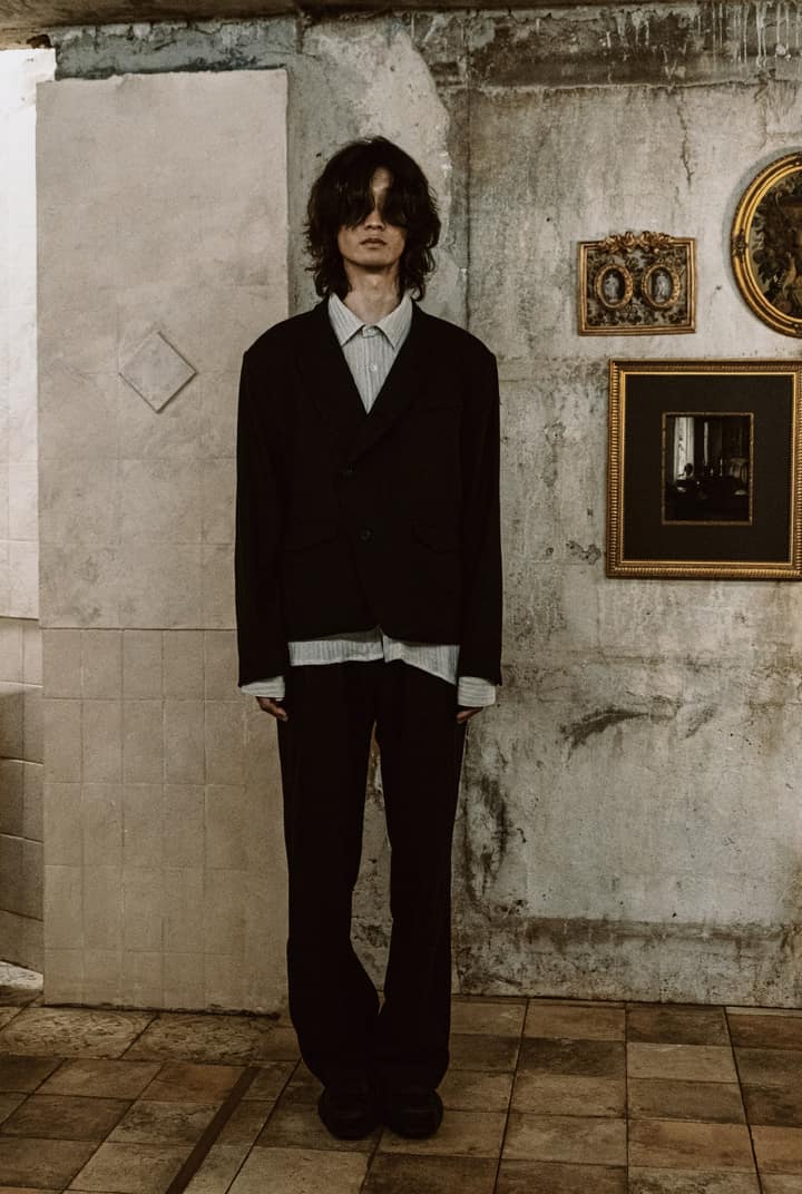 WOOL UNBALANCE BLAZER (BLACK)