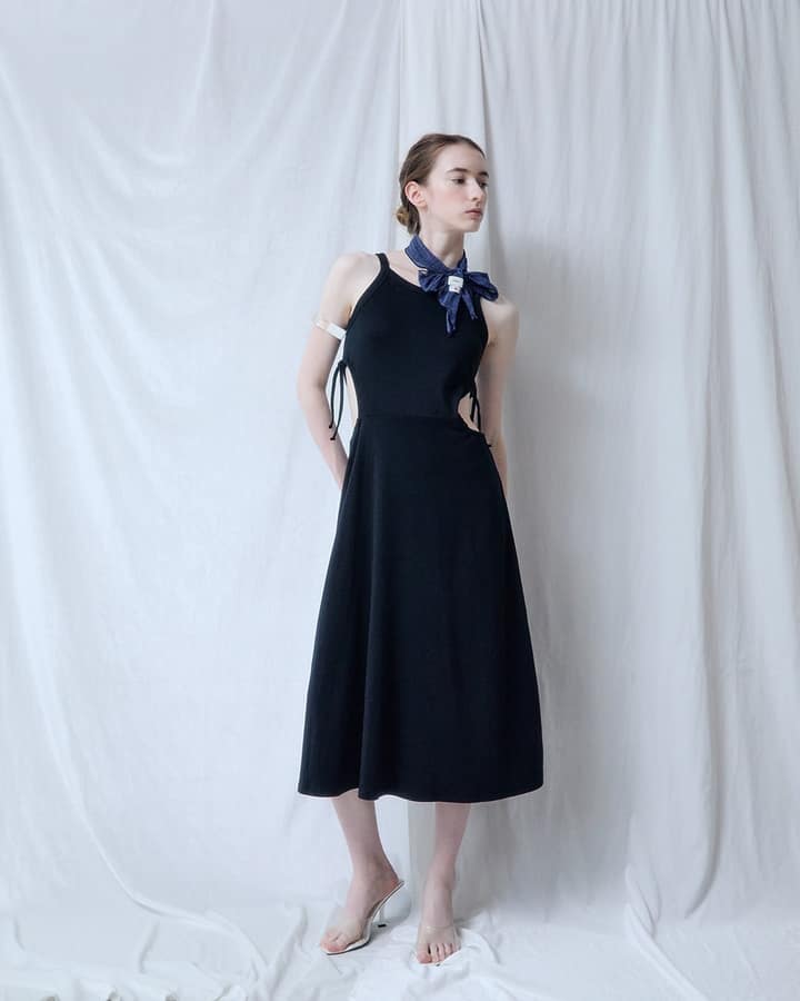 No.209 Navy Ostinato