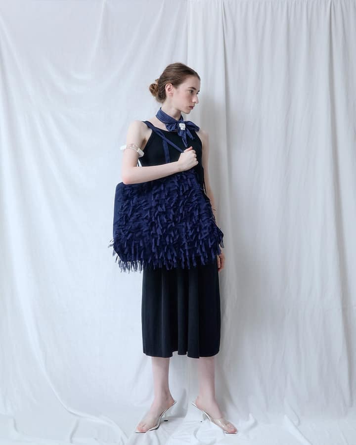 No.209 Navy Ostinato