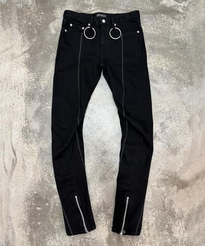 CURVED O-RING JEANS