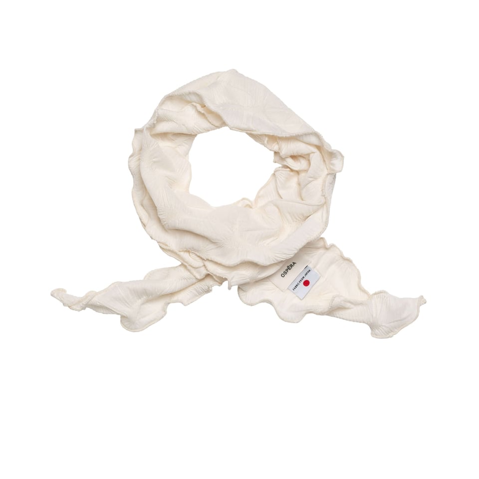 No.018 White Delicato