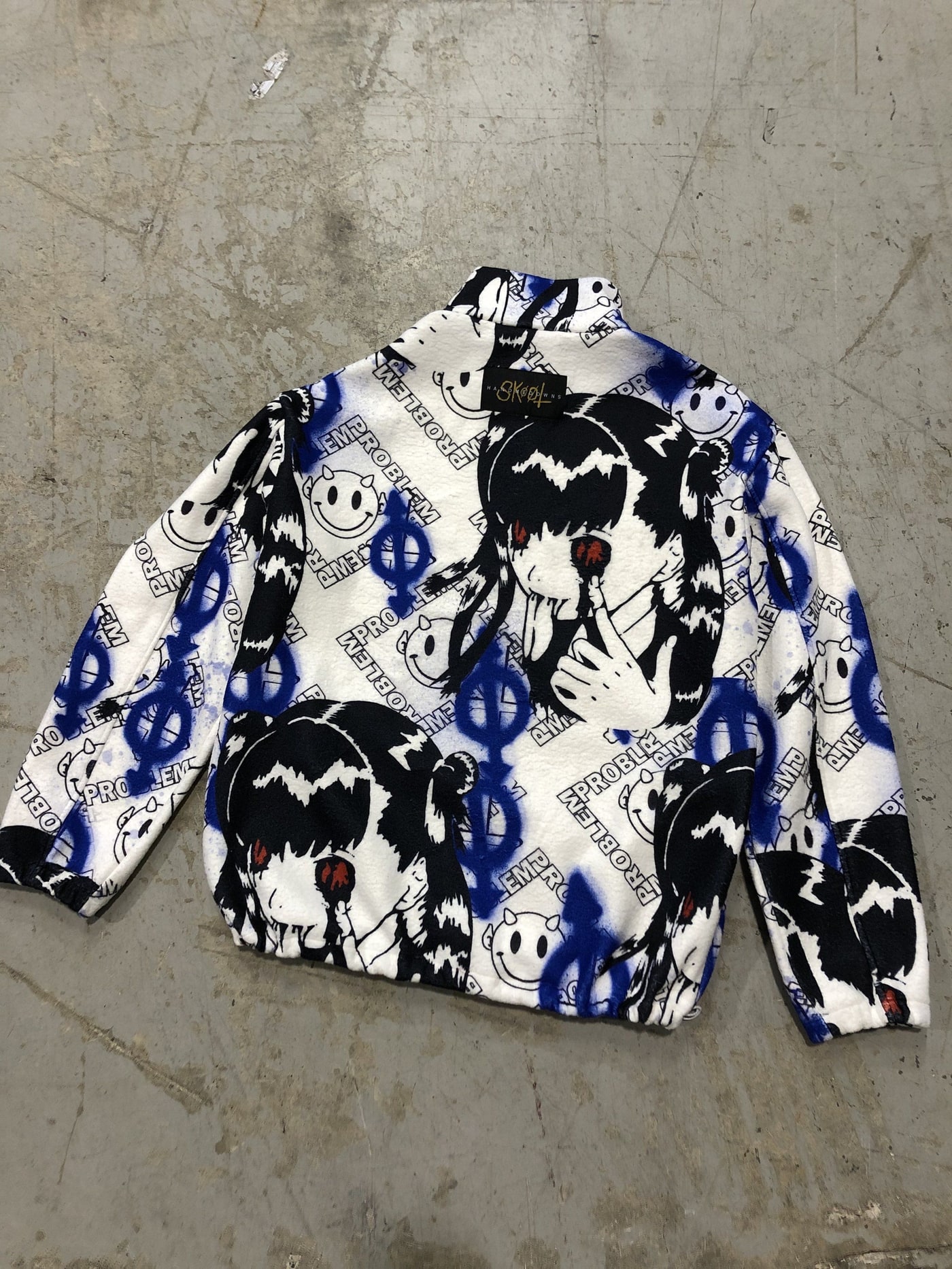 CREEPY COZY TOP 상세 이미지 2