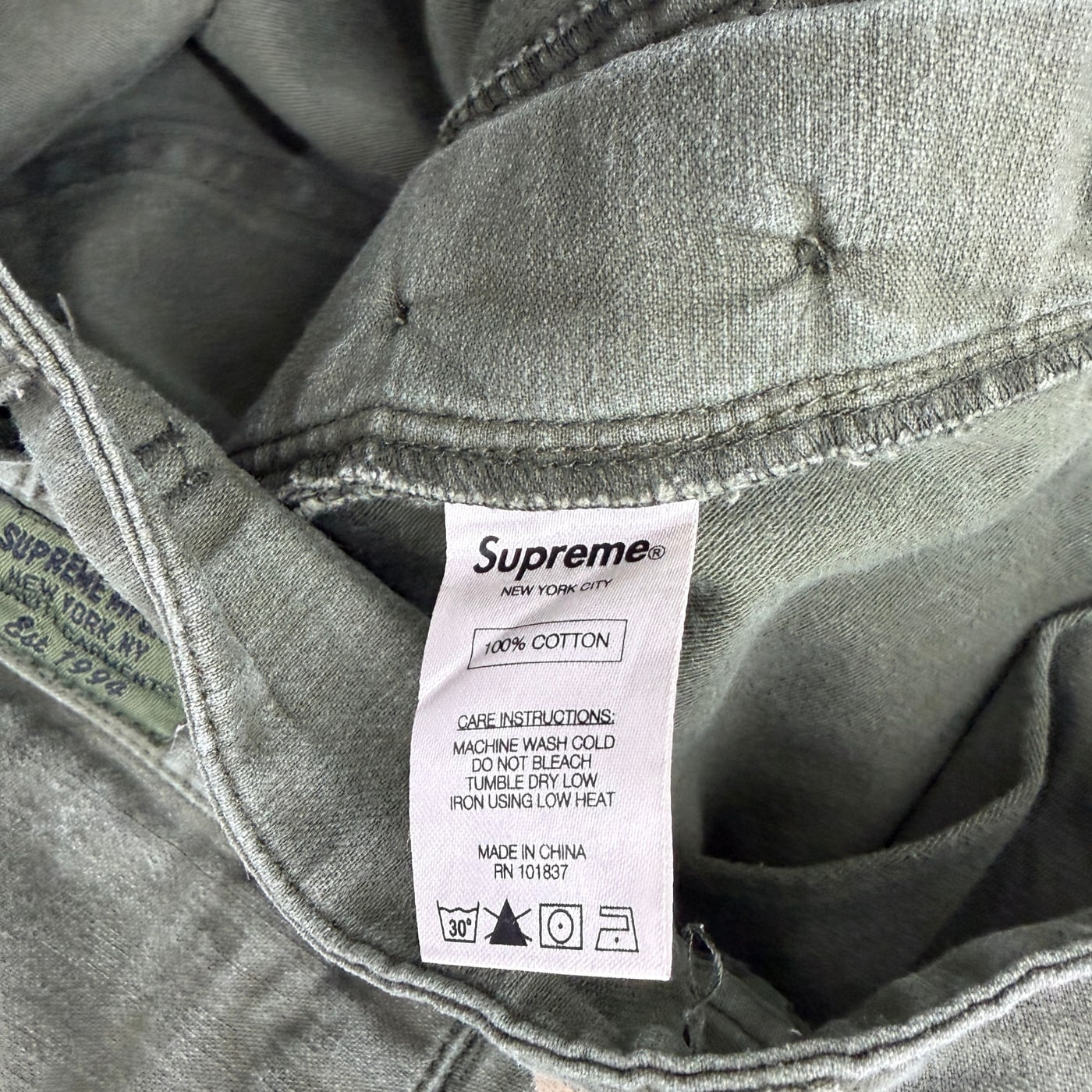 SUPREME Cargo Shorts 상세 이미지 4