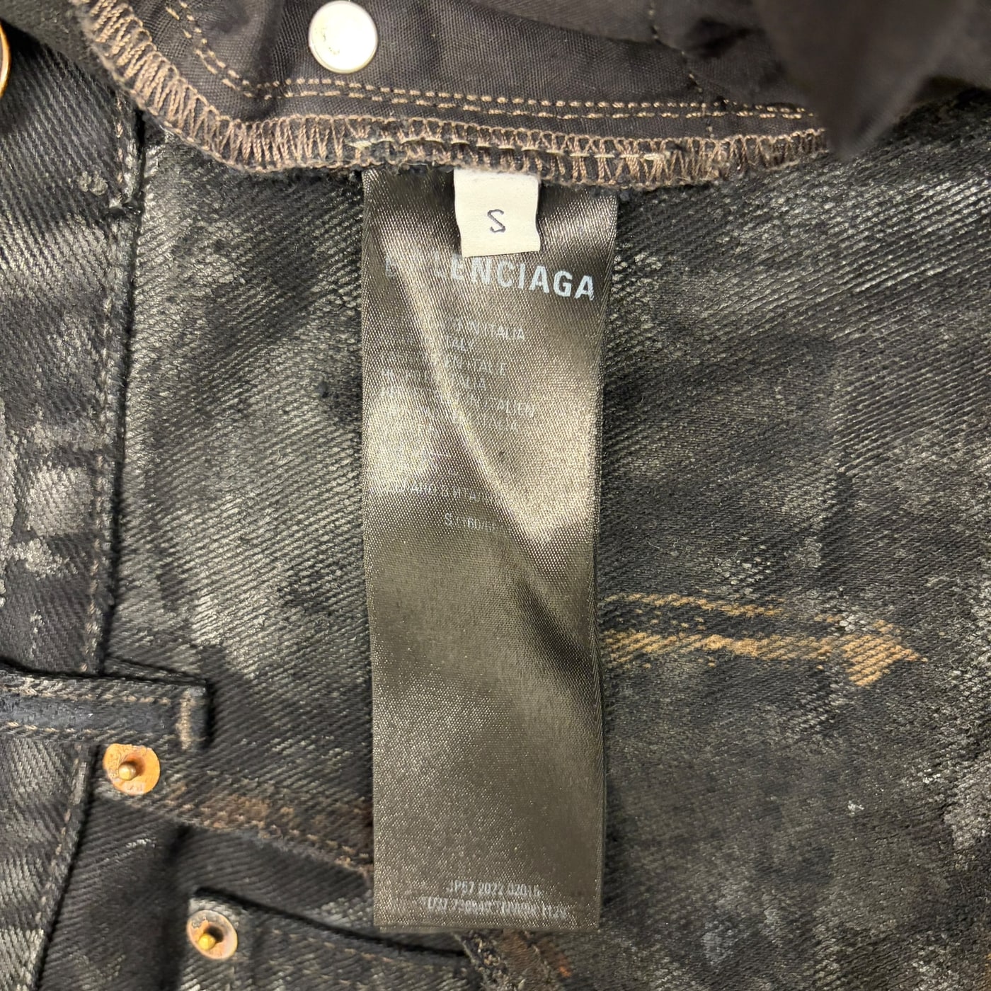 BALENCIAGA Destroyed Jeans 상세 이미지 5