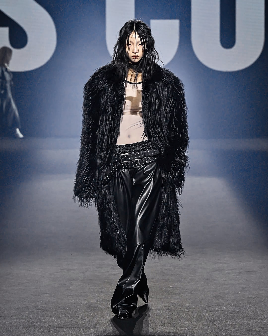 Vegan Leather Piping incision Pants 상세 이미지 1