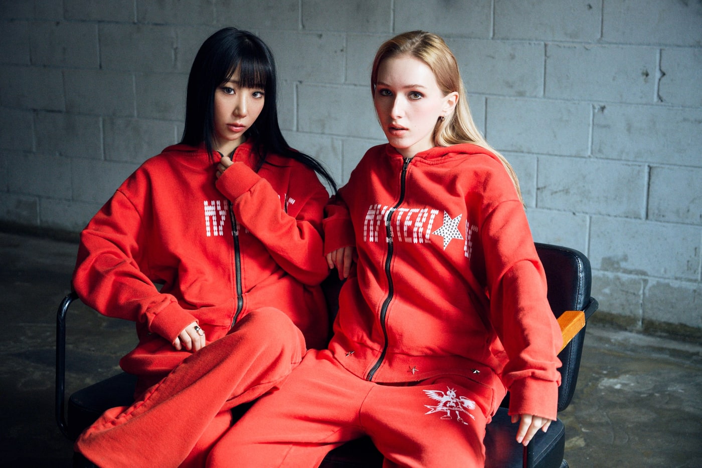 Mysterious Hood Zipup (RED) 상세 이미지 1