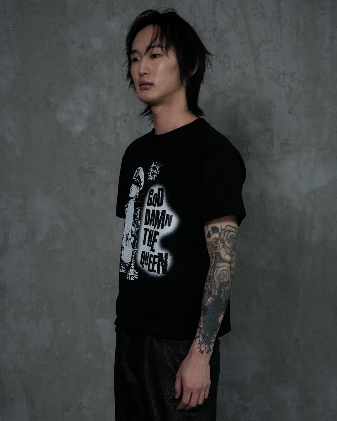 Pistols Tee (BLACK) 상세 이미지 3