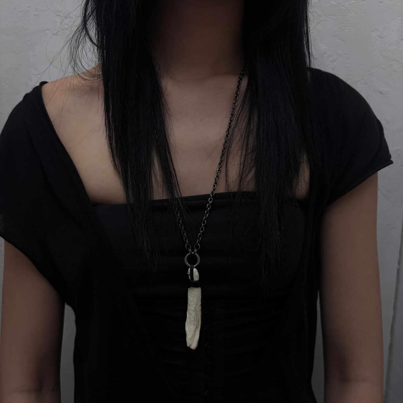 Wild boar canine necklace  상세 이미지 1