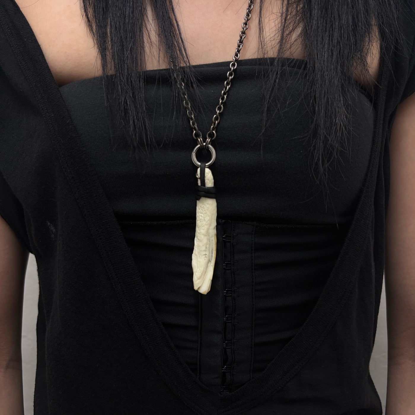 Wild boar canine necklace  상세 이미지 2