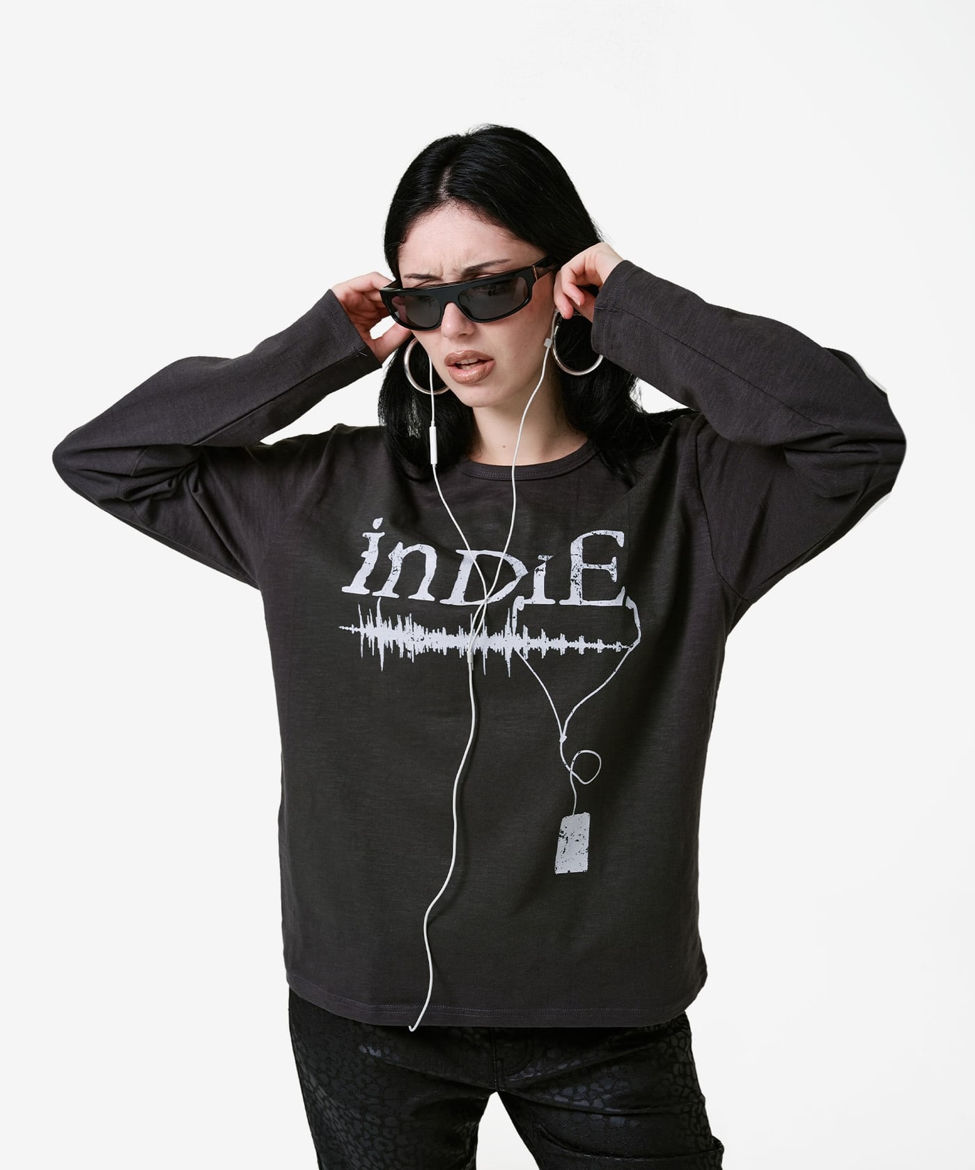INDIE Slab Long Sleeve 상세 이미지 1