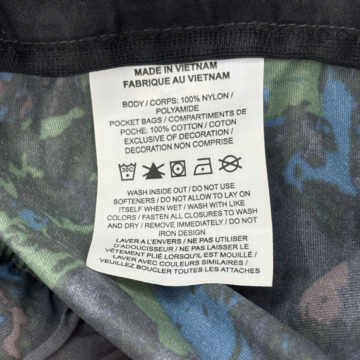 NIKE ACG Camouflage Cargo Pants