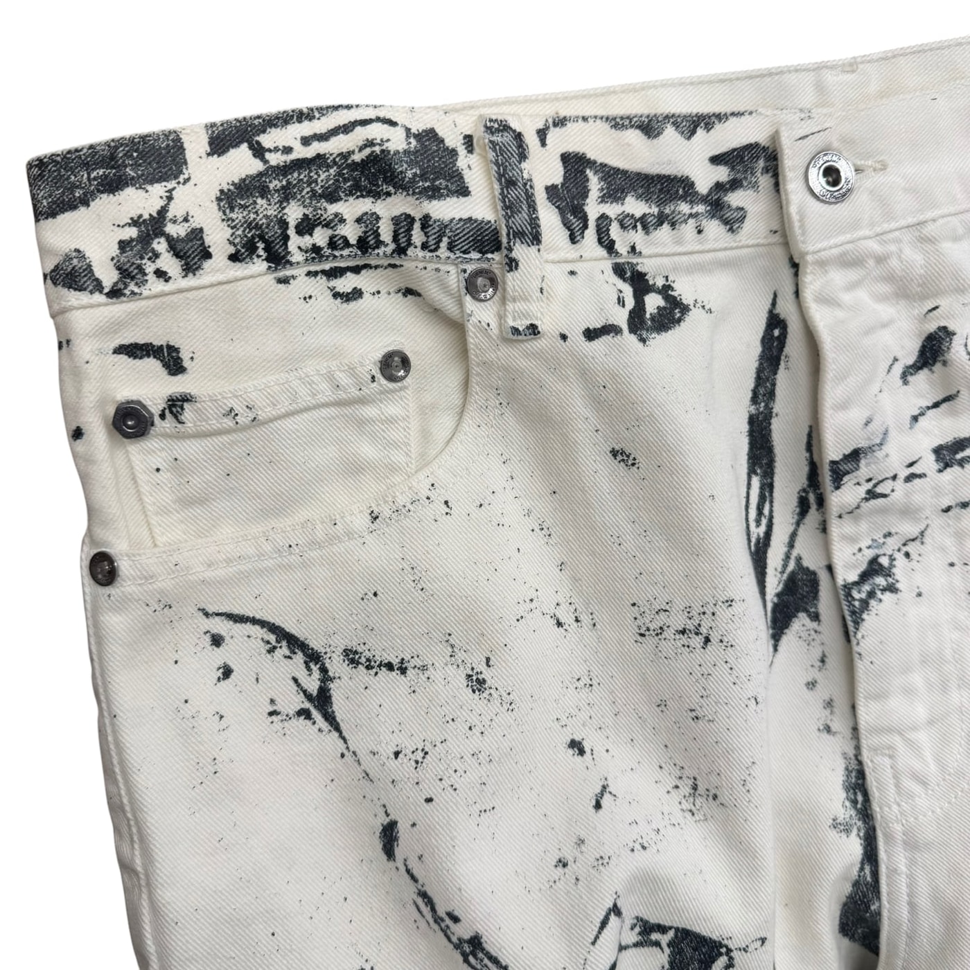 OFF-WHITE ペイント グラフィック ジーンズ